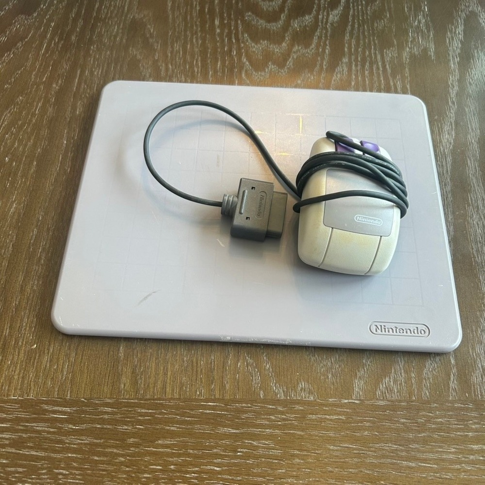 Nintendo Super NES Mouse and Mouse Pad Set SNS-016 Mario Paint Retro SNES Grey